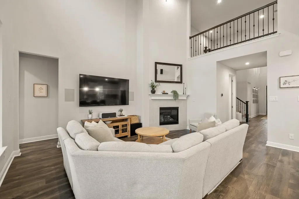 22313 Hidden Sage Circle Lago Vista TX 78645