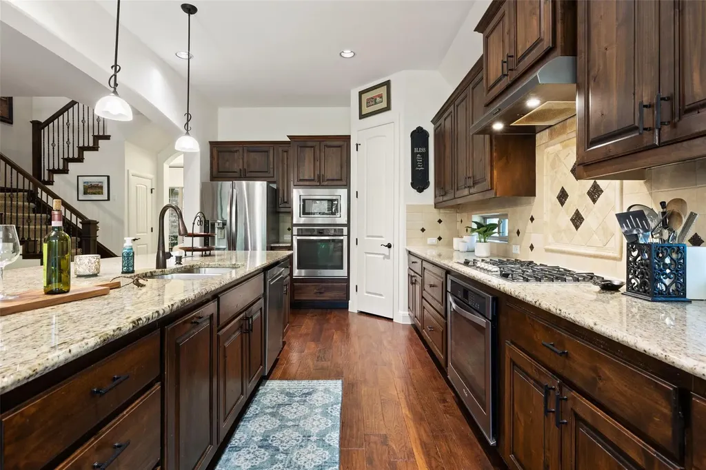 8700 Flycatcher Court Austin TX 78738