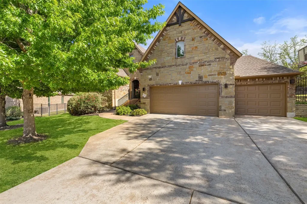 8700 Flycatcher Court Austin TX 78738