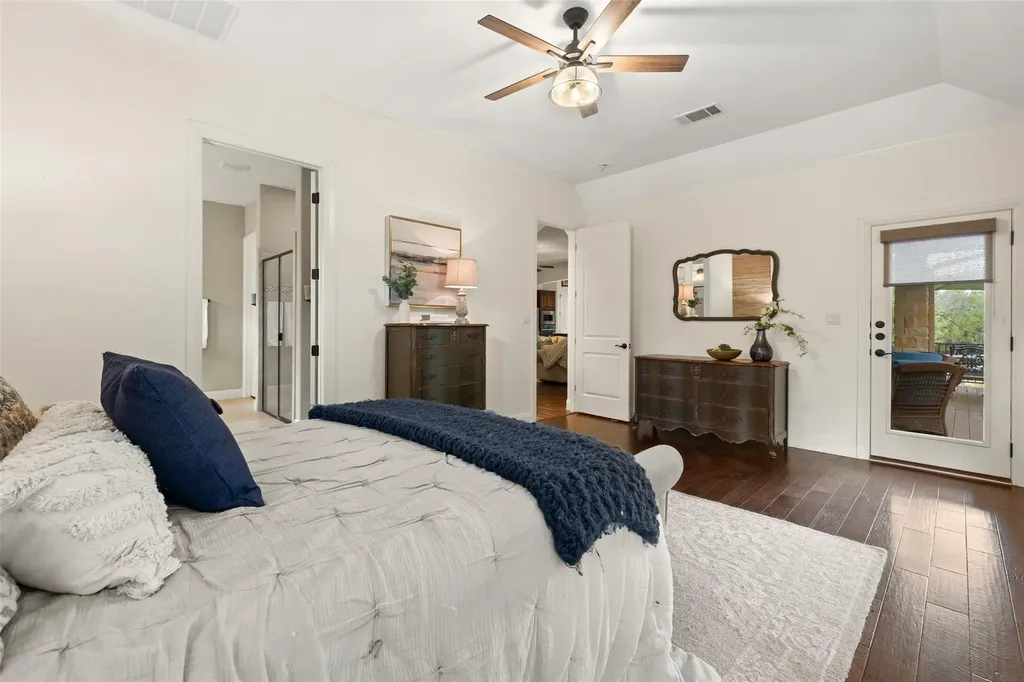 8700 Flycatcher Court Austin TX 78738