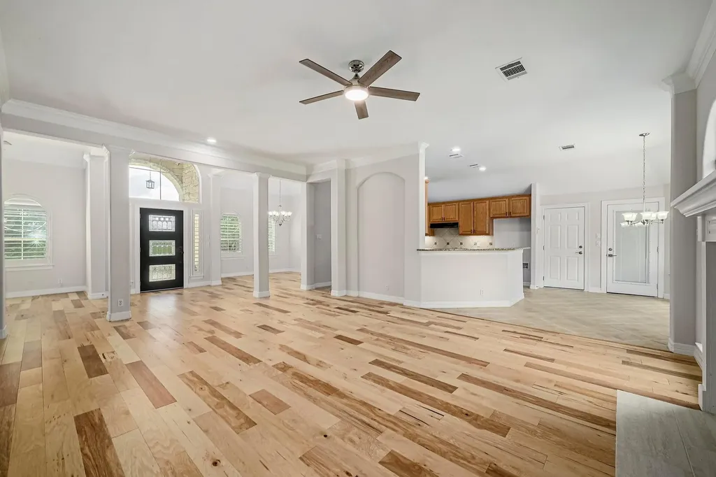 501 Flamingo Boulevard Lakeway TX 78734