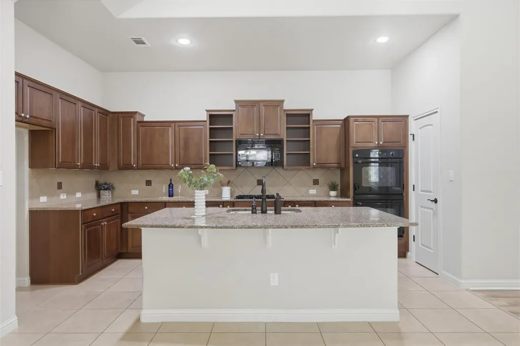 3920 Sapphire Loop Round Rock TX 78681