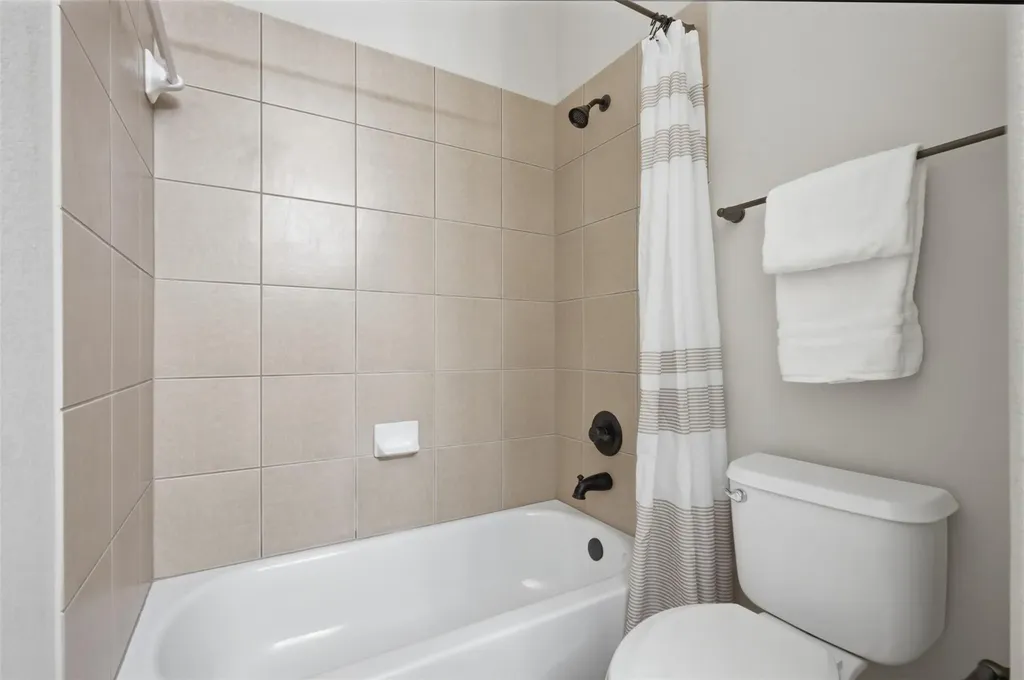 3920 Sapphire Loop Round Rock TX 78681