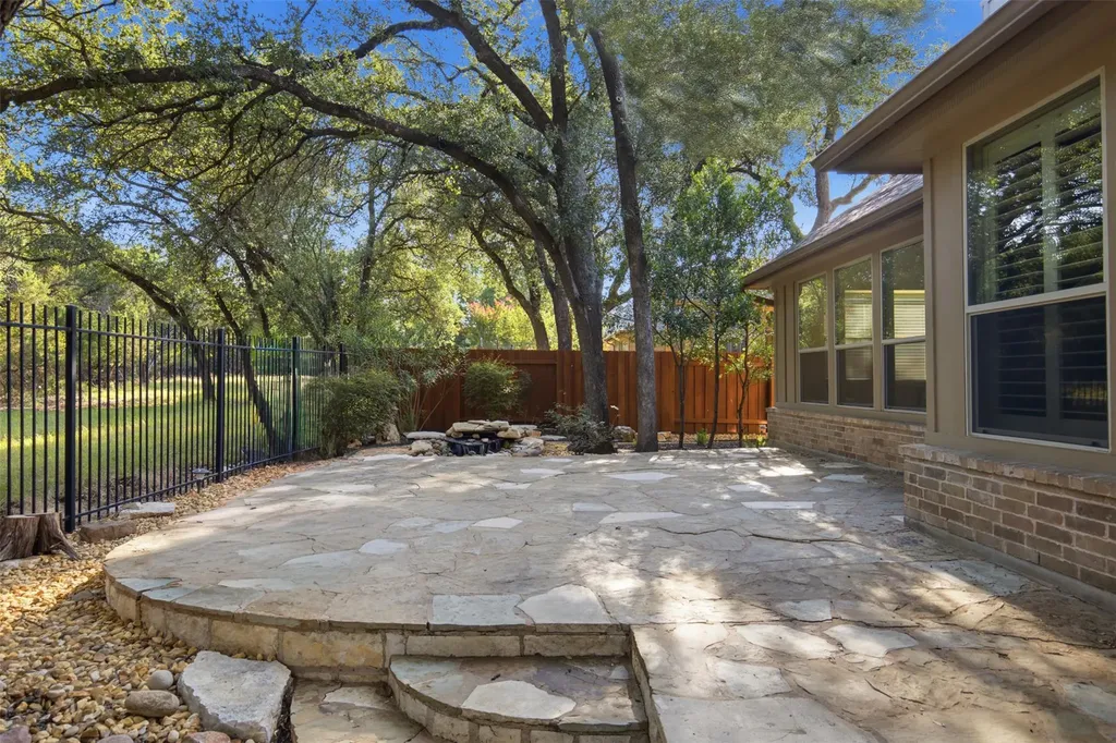 3920 Sapphire Loop Round Rock TX 78681
