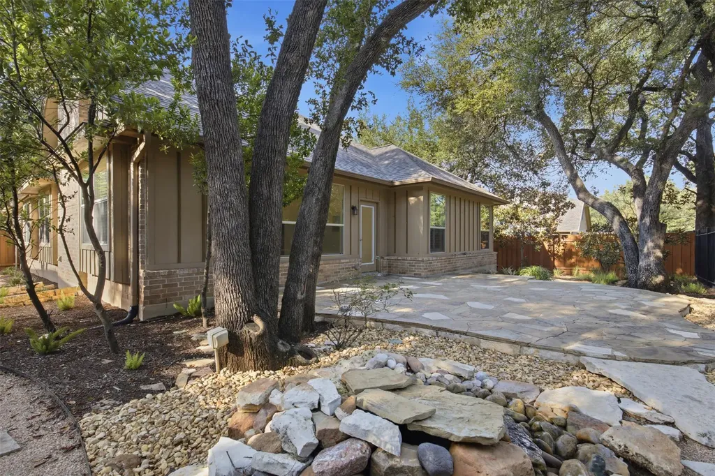 3920 Sapphire Loop Round Rock TX 78681