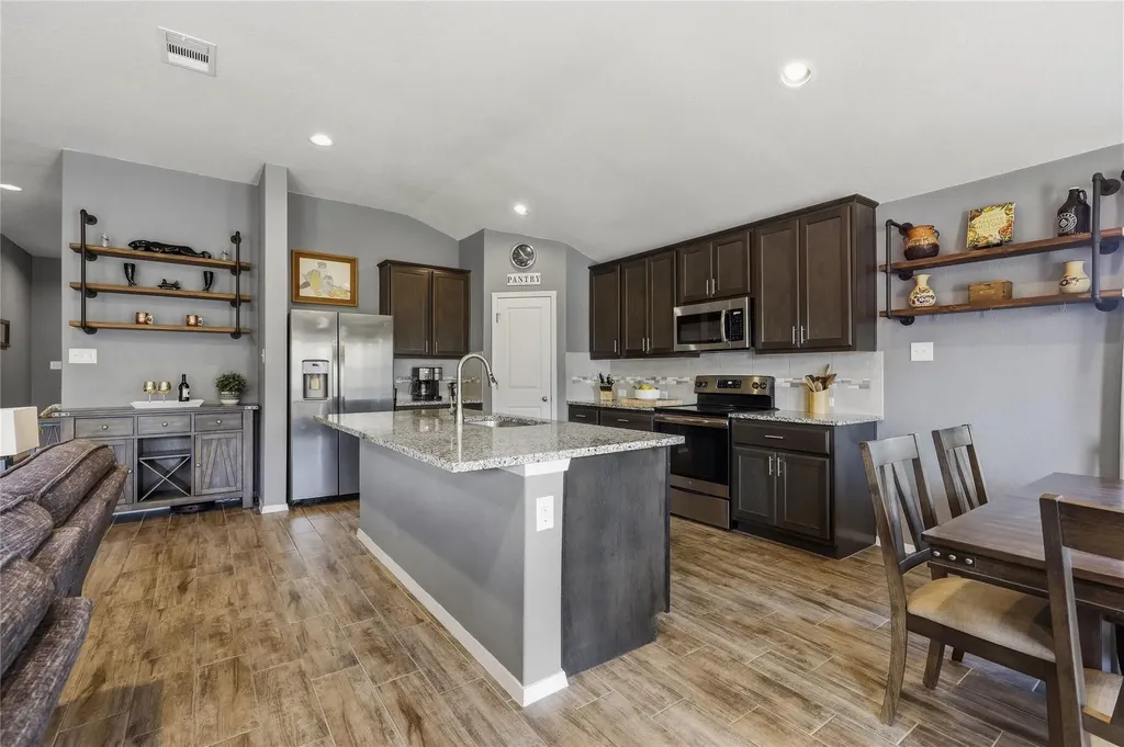 21103 Winslow Cove Lago Vista TX 78645