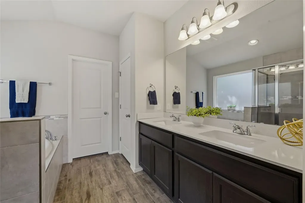 21103 Winslow Cove Lago Vista TX 78645