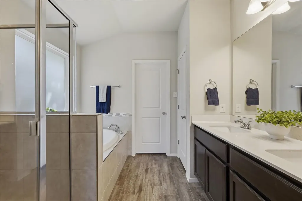 21103 Winslow Cove Lago Vista TX 78645