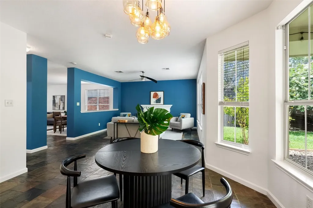 2612 Lynnbrook Drive Austin TX 78748