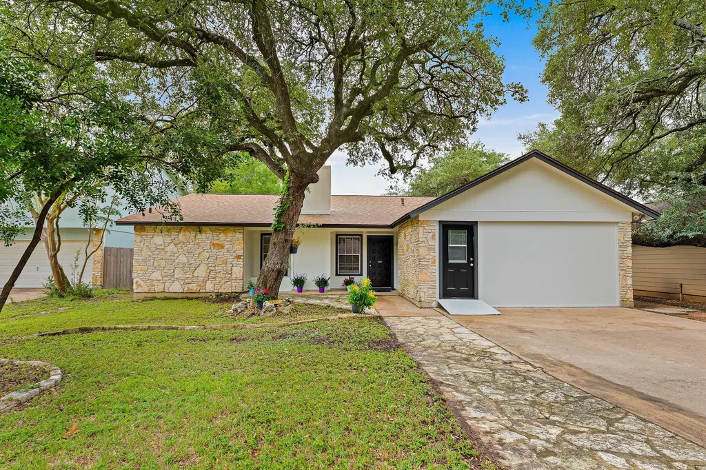 8022 Scotland Yard Austin TX 78759