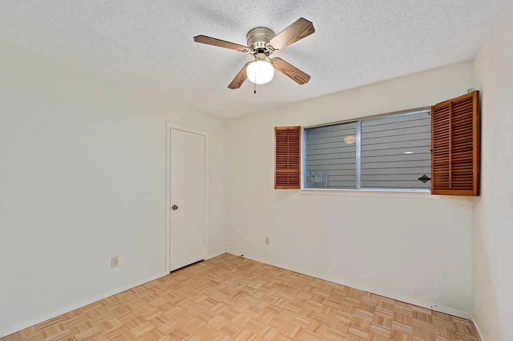 8022 Scotland Yard Austin TX 78759