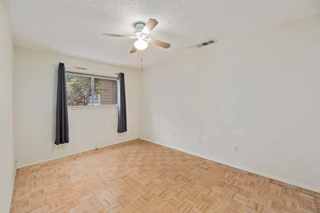 8022 Scotland Yard Austin TX 78759