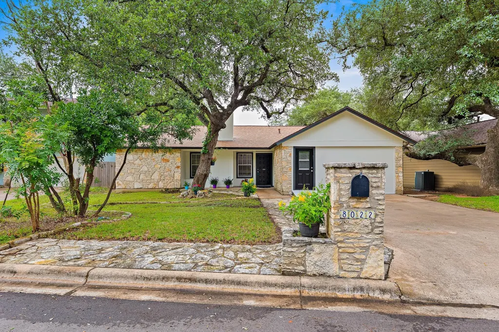8022 Scotland Yard Austin TX 78759
