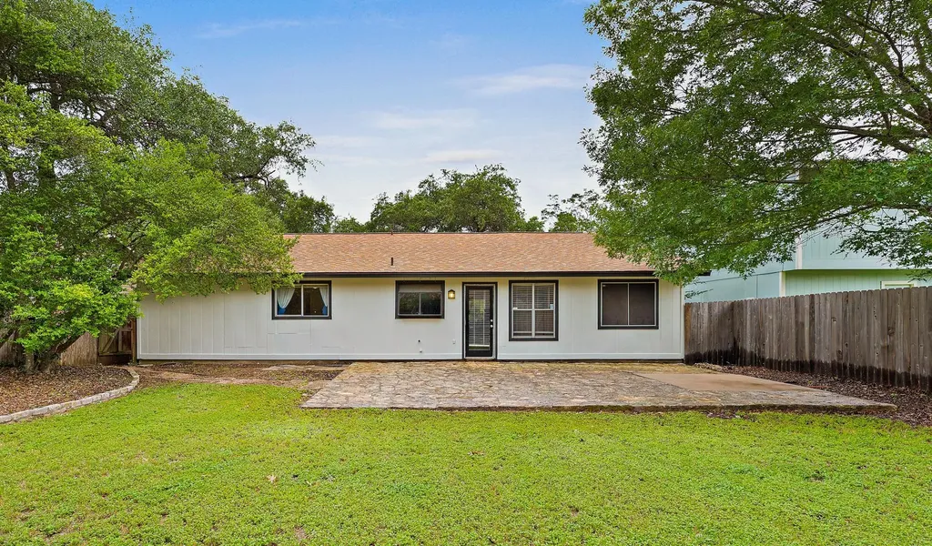 8022 Scotland Yard Austin TX 78759