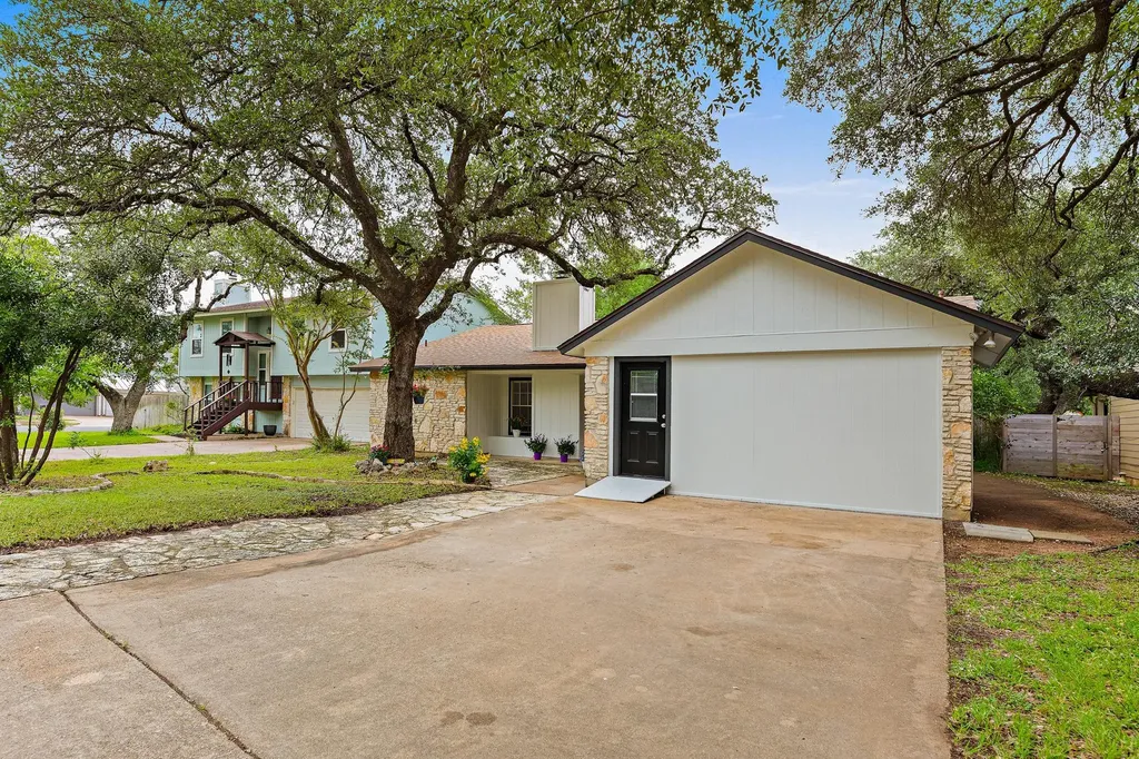 8022 Scotland Yard Austin TX 78759