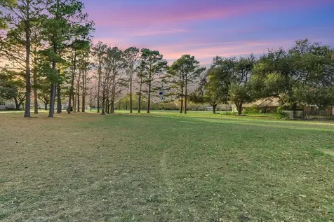 1005 Colorado Street Smithville TX 78957