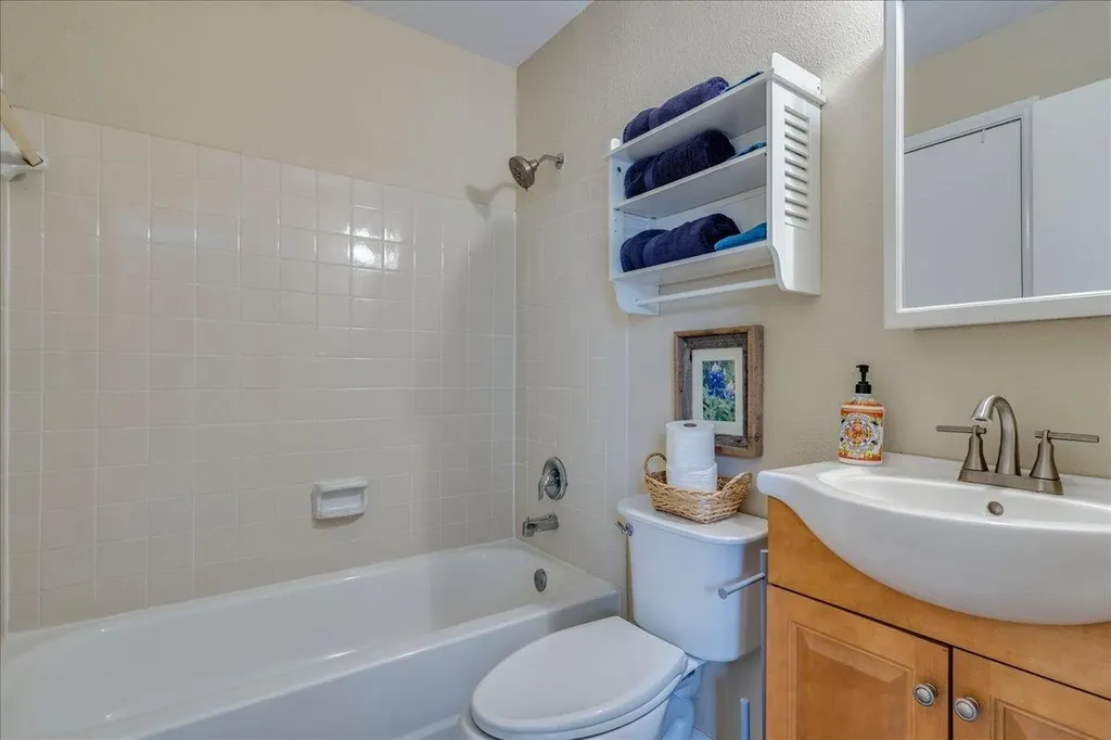 1720 Timber Ridge Road 166 Road Austin TX 78741