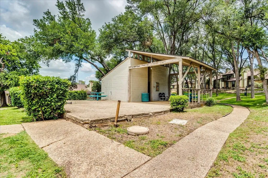 1720 Timber Ridge Road 166 Road Austin TX 78741