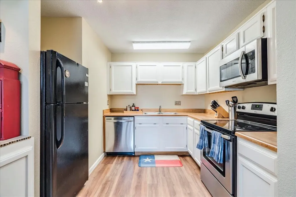 1720 Timber Ridge Road 166 Road Austin TX 78741