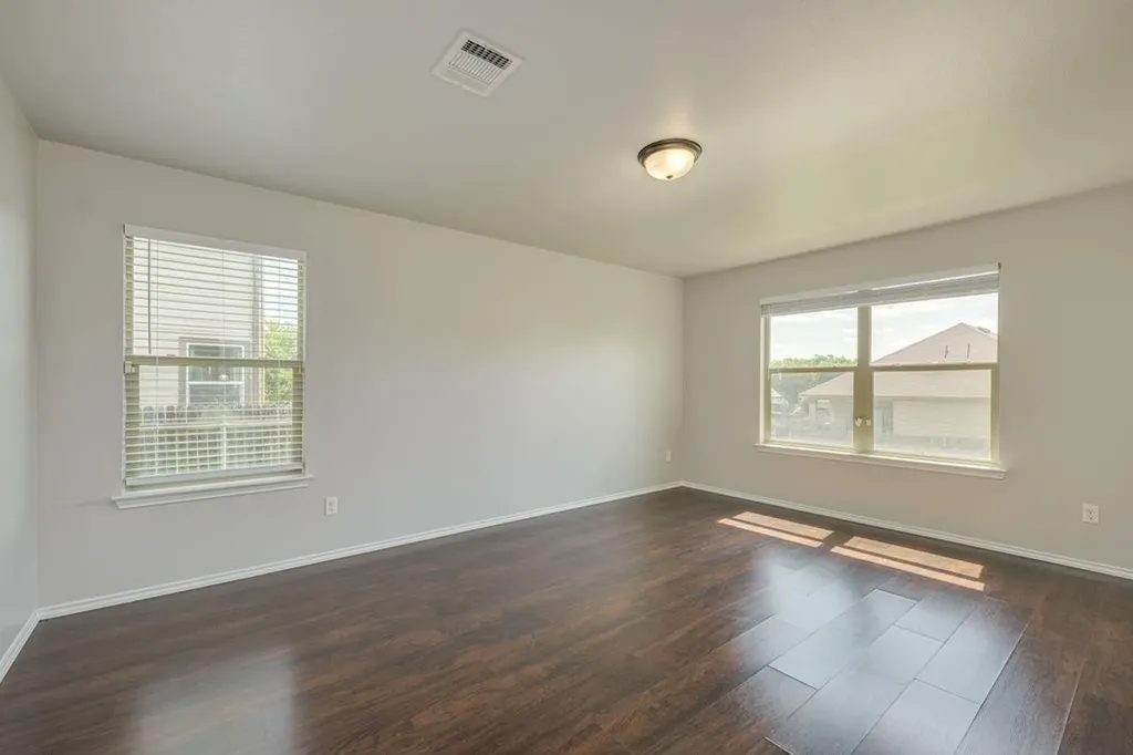210 Cushman Drive Kyle TX 78640
