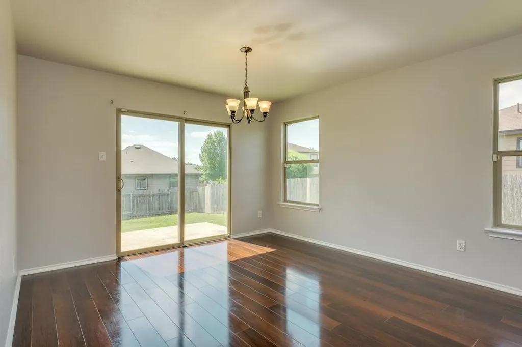 210 Cushman Drive Kyle TX 78640