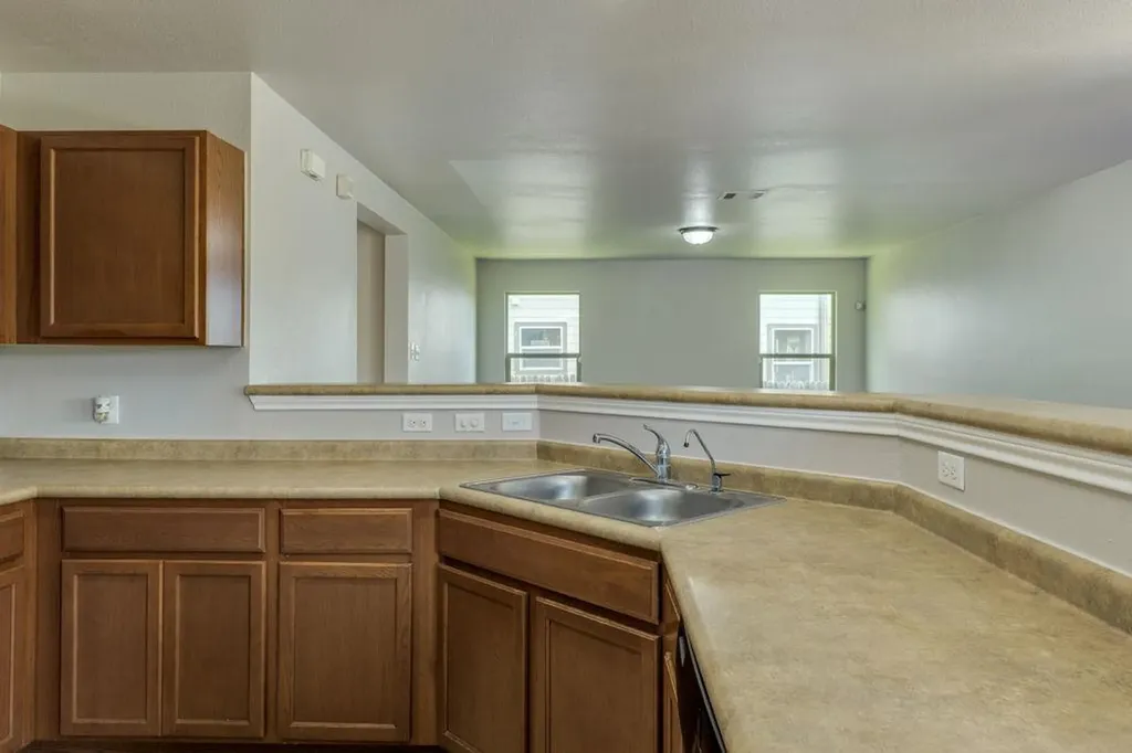 210 Cushman Drive Kyle TX 78640