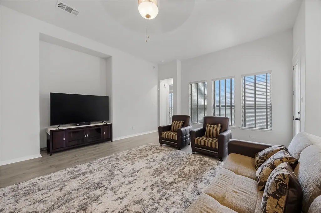 1124 Stetson Hat Trail Georgetown TX 78628