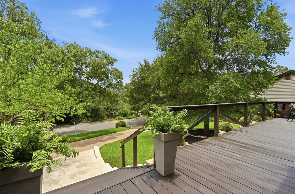 2106 Cypress Point E Austin TX 78746