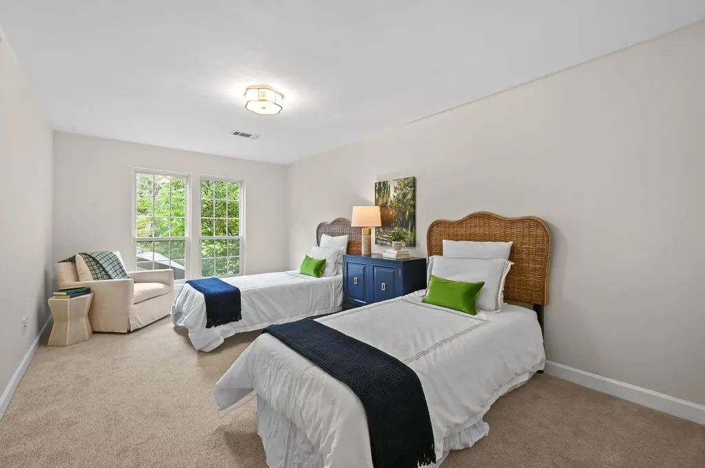 2106 Cypress Point E Austin TX 78746