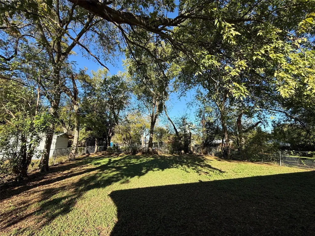 612 Hammack Drive Austin TX 78752
