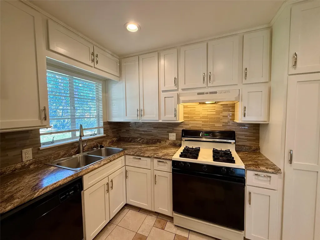 612 Hammack Drive Austin TX 78752