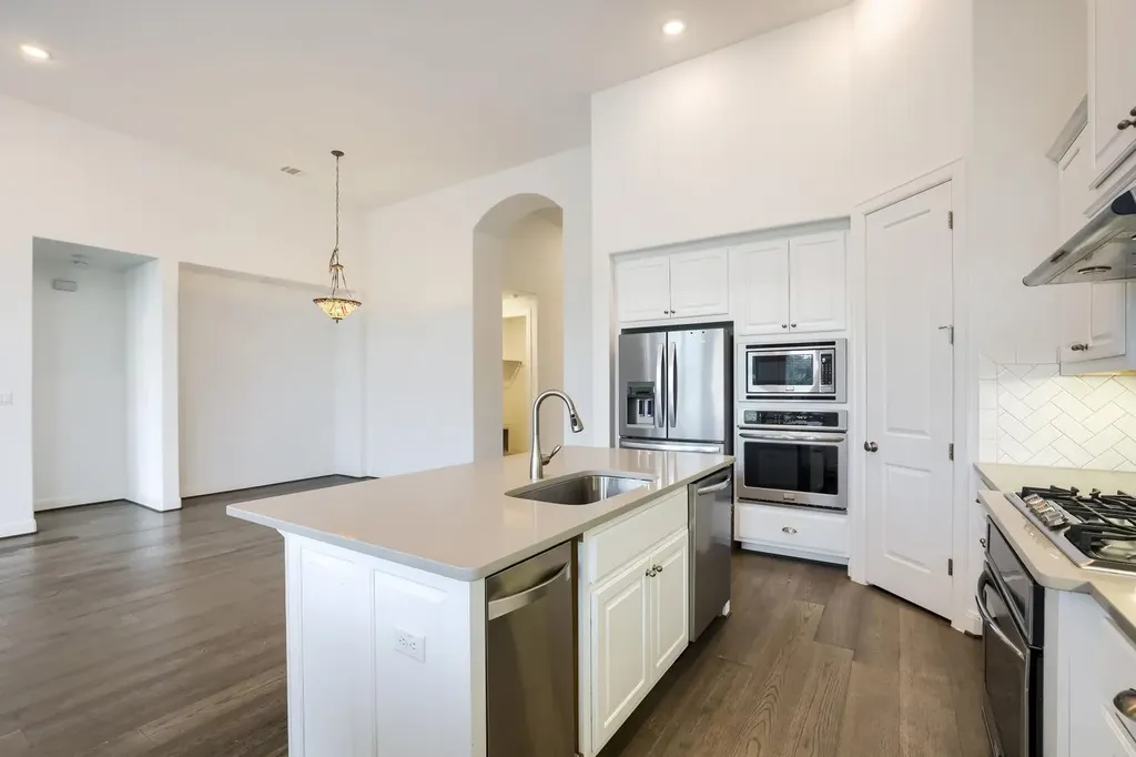 313 Pendent Drive Liberty Hill TX 78642