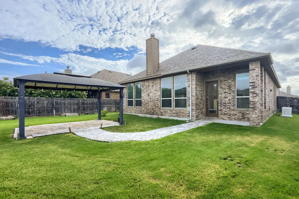 313 Pendent Drive Liberty Hill TX 78642