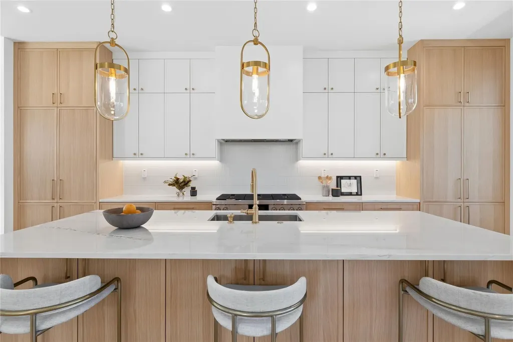 1702 W 30th Street Austin TX 78703