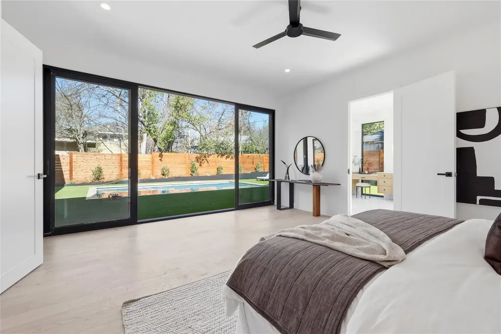 1702 W 30th Street Austin TX 78703