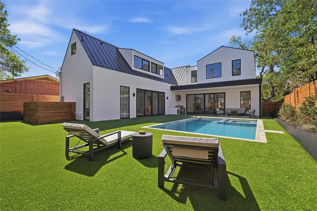 1702 W 30th Street Austin TX 78703