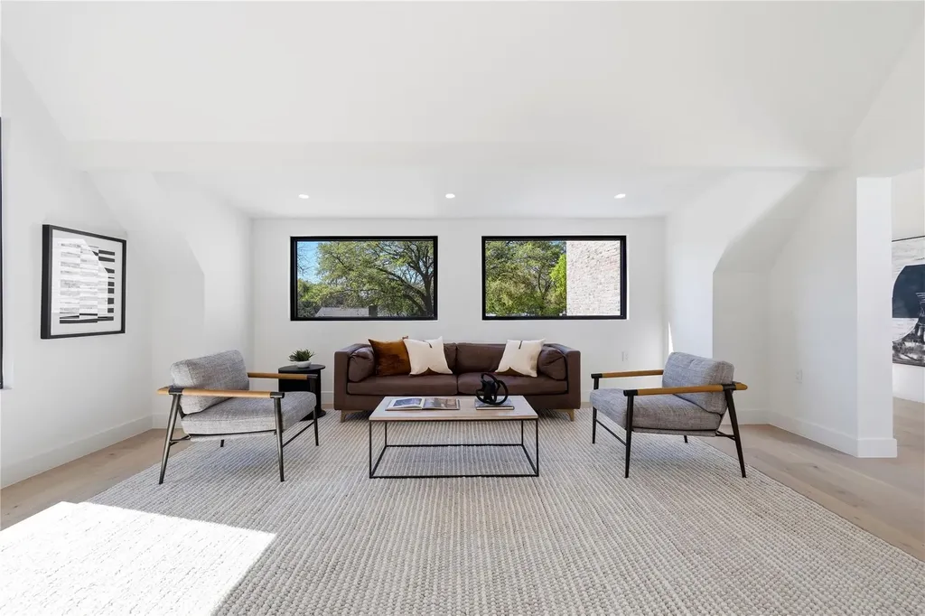 1702 W 30th Street Austin TX 78703