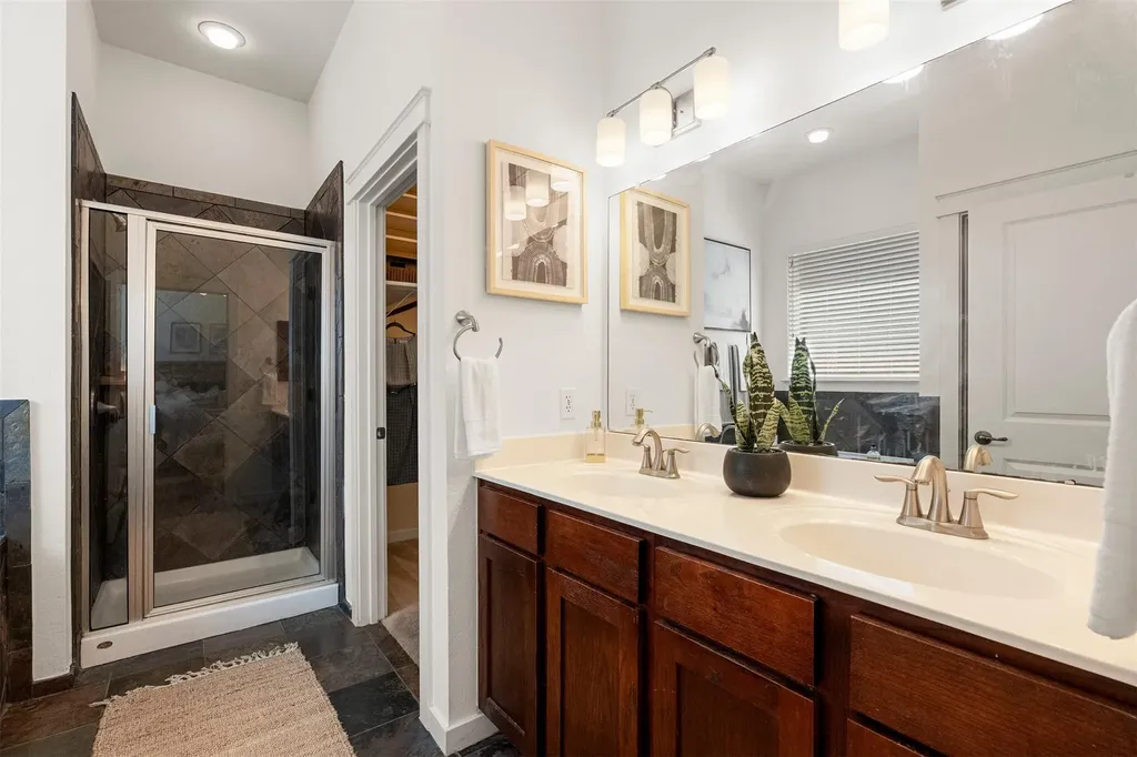 2008 Mccloskey Street Austin TX 78723