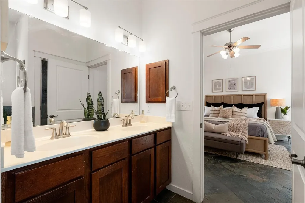 2008 Mccloskey Street Austin TX 78723