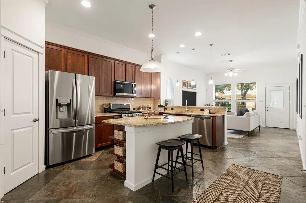 2008 Mccloskey Street Austin TX 78723