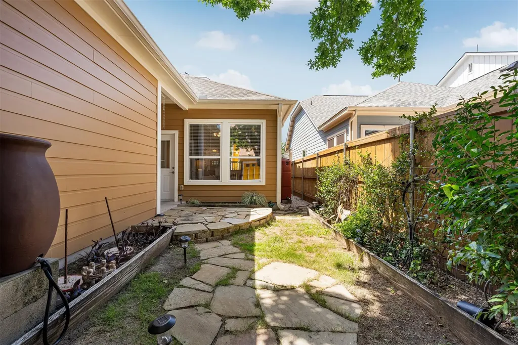 2008 Mccloskey Street Austin TX 78723