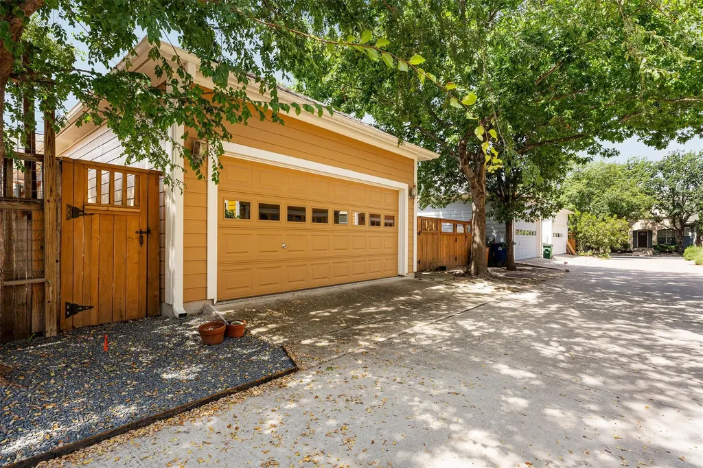 2008 Mccloskey Street Austin TX 78723