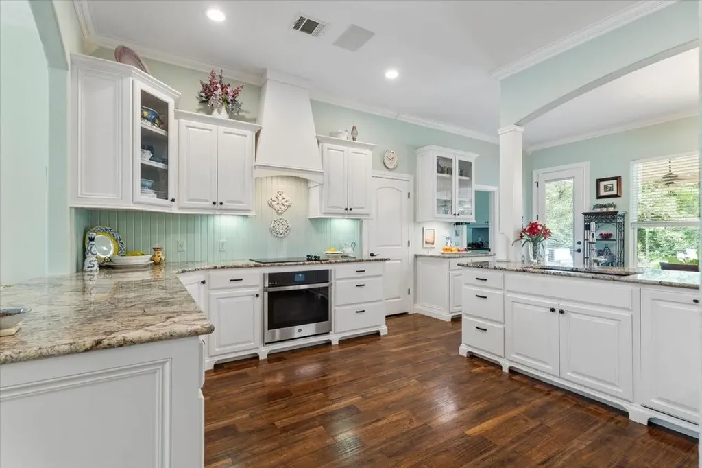 118 Loblolly Drive Elgin TX 78621
