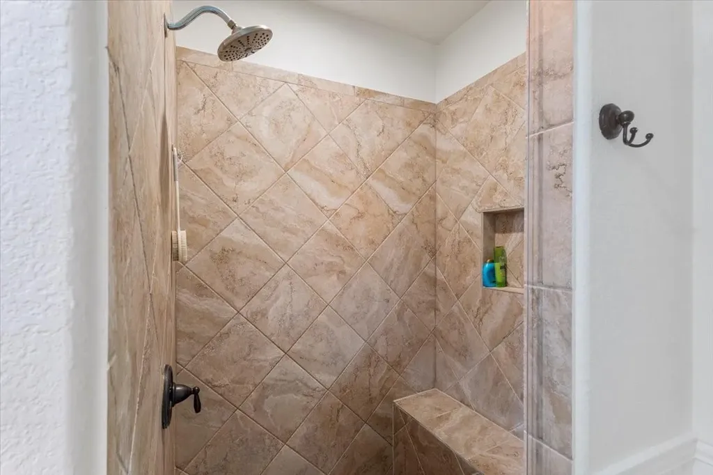 118 Loblolly Drive Elgin TX 78621