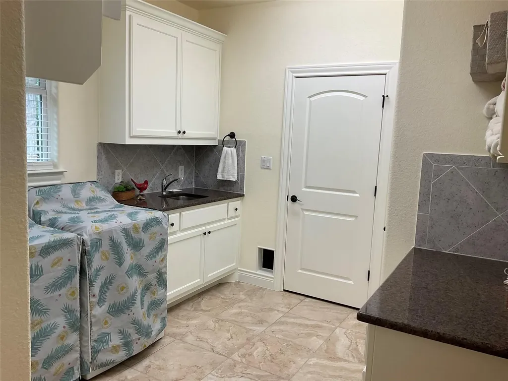 118 Loblolly Drive Elgin TX 78621