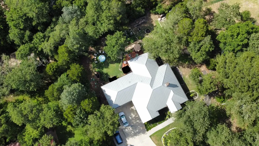118 Loblolly Drive Elgin TX 78621
