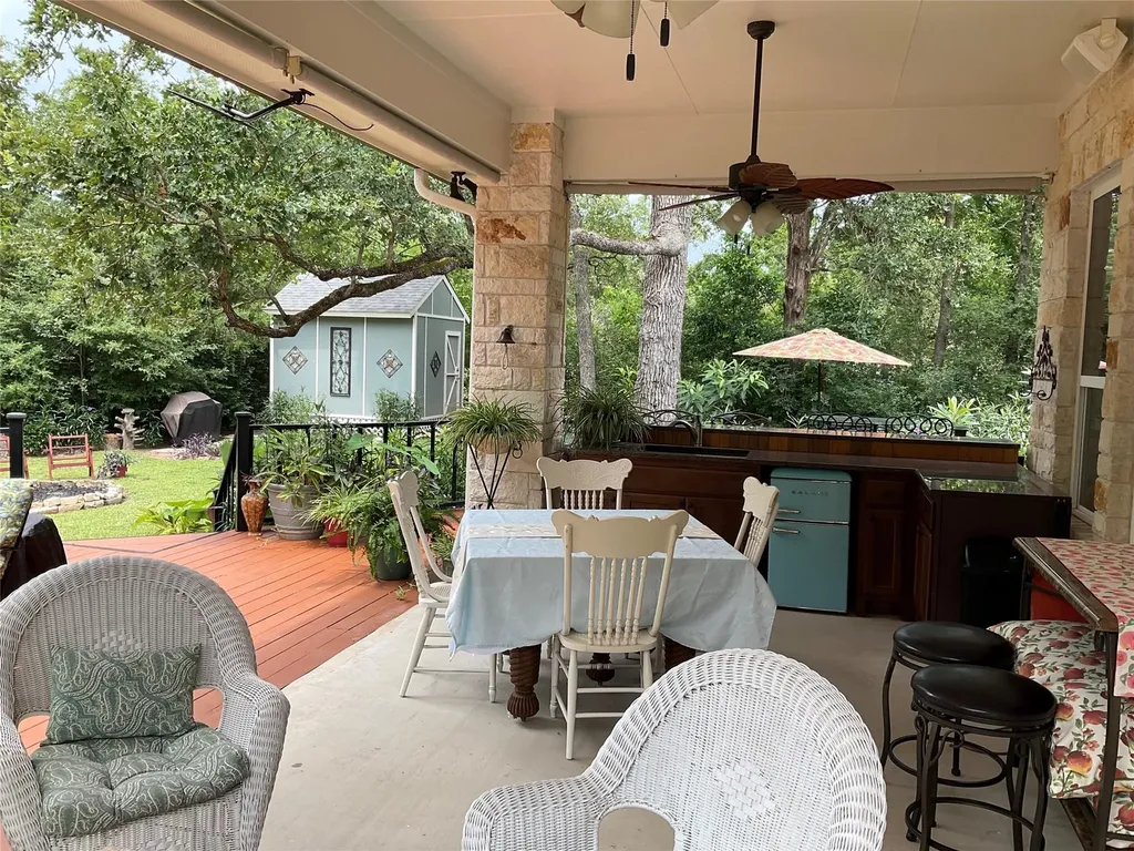 118 Loblolly Drive Elgin TX 78621