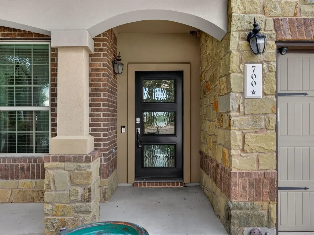 700 Ledge Stone Drive Austin TX 78737