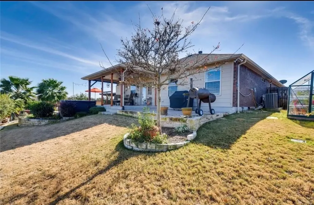 5816 Grampian Cove Austin TX 78754