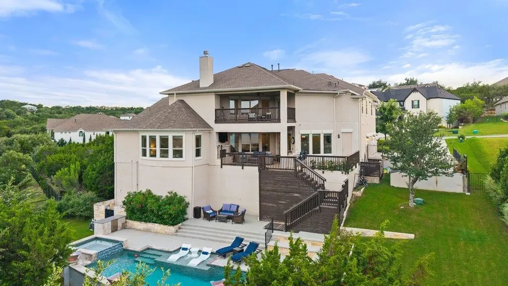 215 Lodestone Lane Austin TX 78738